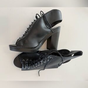 Black Lace-Up Block Heel Sandals • UK 6 / EU 39 / US 8 • NWOT